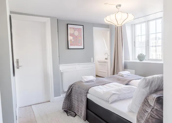 Penthouse W/Rooftop Terrace In Latin Quarter
